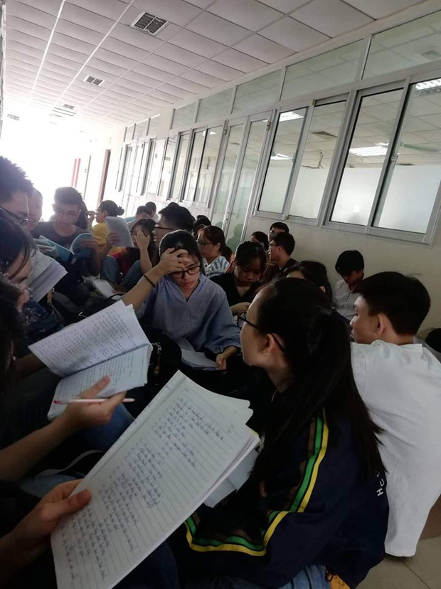 Khổ như sinh viên ngành Y thi vấn đáp: Trả lời gần 30 phút, thi xong ngủ được một giấc vẫn thấy bạn mình đang đợi thi-6