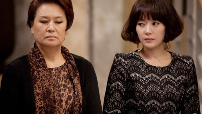 Mẹ chồng chị kế toán lên công ty để vạch mặt con dâu ăn hại nhưng đồng nghiệp chỉ nói 1 câu khiến vụ tố cáo xoay chuyển 180 độ!-2