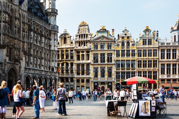 TP.HCM xếp hạng 3 top thành phố đáng sống cho người nước ngoài-1