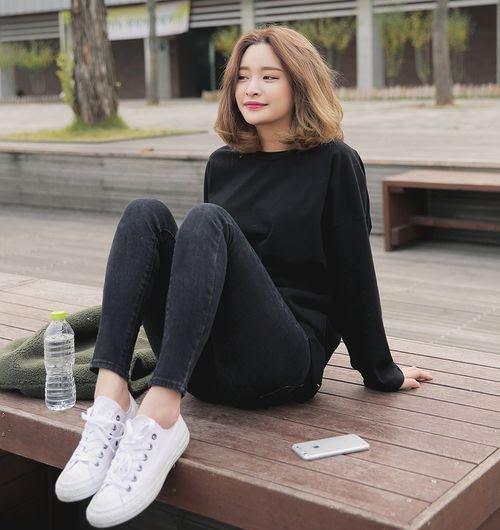 Tóc xoăn đẹp thịnh hành nhất 2020 chị em nên thử-23