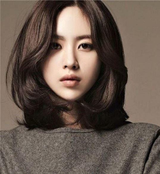 Tóc xoăn đẹp thịnh hành nhất 2020 chị em nên thử-33