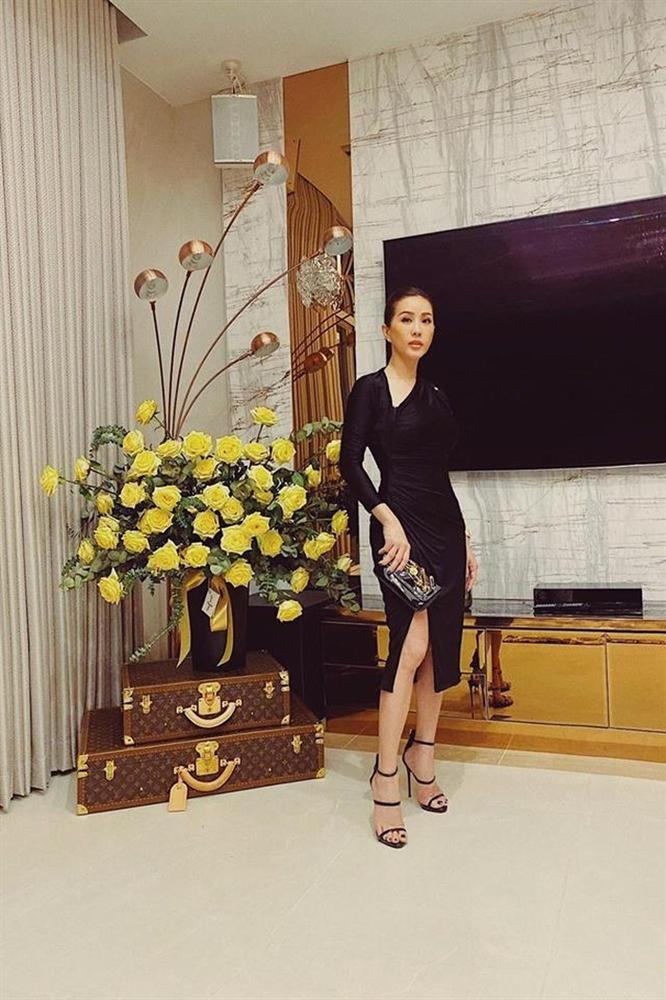 Biệt thự toàn đồ hiệu tiền tỷ của Hoa hậu Thu Hoài vừa được trai trẻ cầu hôn-5