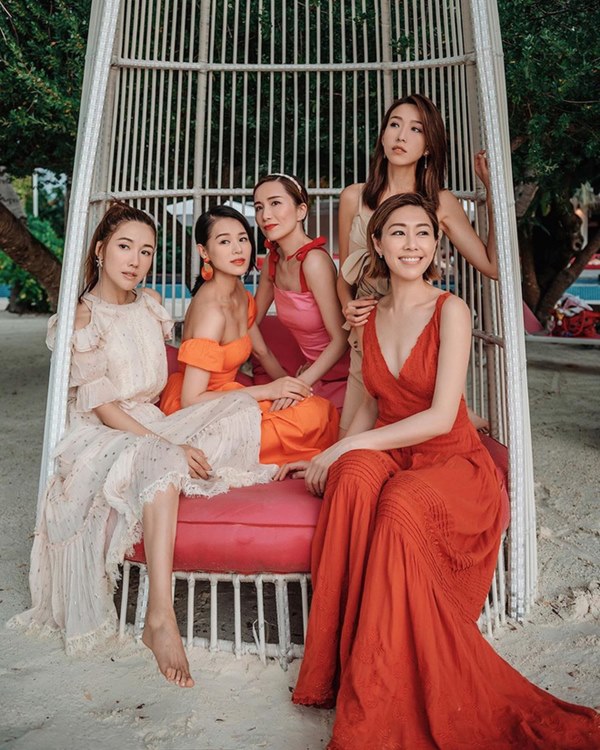 Hội bạn thân quyền lực nhất Hong Kong: Toàn mỹ nhân xinh đẹp, nóng bỏng và giàu có-7