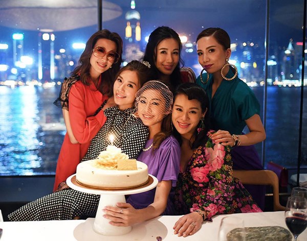 Hội bạn thân quyền lực nhất Hong Kong: Toàn mỹ nhân xinh đẹp, nóng bỏng và giàu có-20