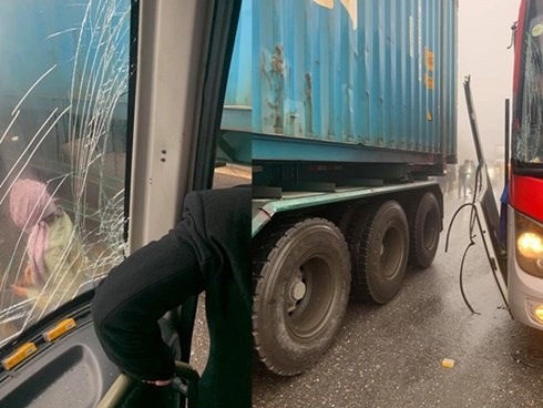 Xôn xao câu chuyện tài xế container để xe khách mất phanh đâm vào sườn xe, cứu 20 người thoát cửa tử