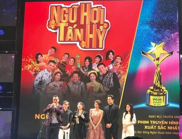 Ngôi Sao Xanh 2019: Nhầm từ nhạy cảm trên sóng trực tiếp, Hoa hậu Du lịch hô Chết rồi-6