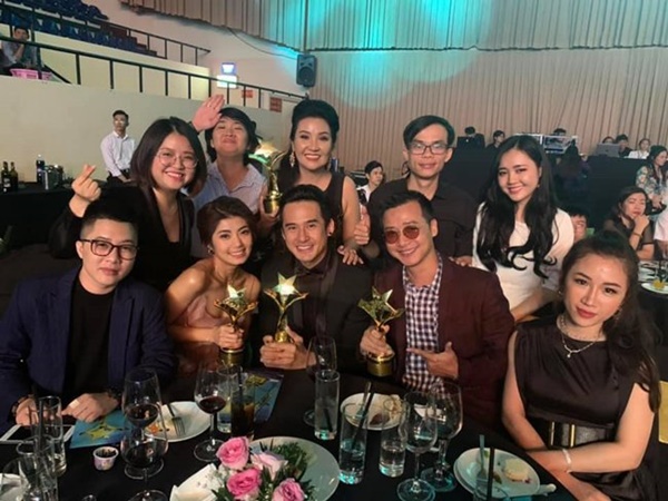 Ngôi Sao Xanh 2019: Nhầm từ nhạy cảm trên sóng trực tiếp, Hoa hậu Du lịch hô Chết rồi-7