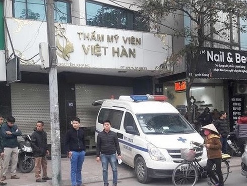 Hút mỡ tại TMV Việt Hàn, cô gái 28 tuổi bị bỏng nặng 2 chân-2