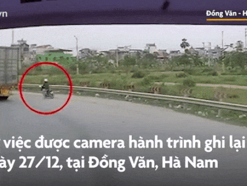 Camera ghi cảnh tên trộm phá khoá nhà dân ở TP.HCM-1