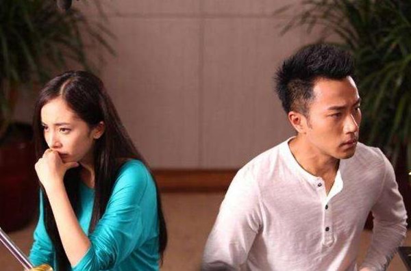 Biết được nguyên nhân dẫn tới cuộc ly hôn ồn ào giữa Lưu Khải Uy và Dương Mịch, netizen mới hiểu tại sao người đẹp chọn trai trẻ Ngụy Đại Huân?-2