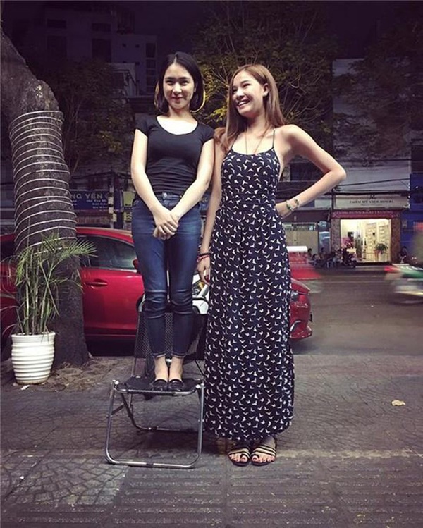 Lầy lội như Hòa Minzy: Chiều cao khiêm tốn vẫn đầy thần thái, tự tin đọ sắc dù lọt thỏm giữa 2 nàng hậu mới Vbiz-2