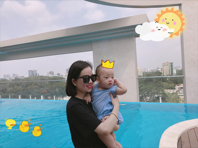 Ngủ dậy không thấy con trai đâu, Ly Kute sang phòng bên nhìn thấy cảnh tượng bất ngờ không thốt lên lời-3