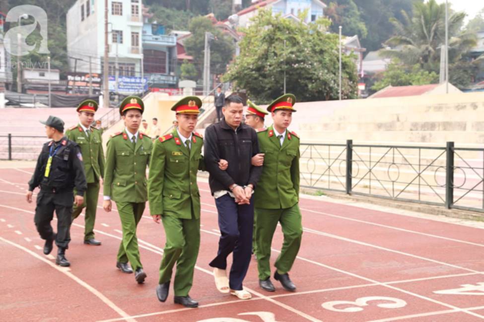 Tuyên án đối với Bùi Văn Công và đồng bọn vụ nữ sinh giao gà bị hiếp dâm, sát hại ở Điện Biên: Đề nghị tử hình 6 bị cáo-4