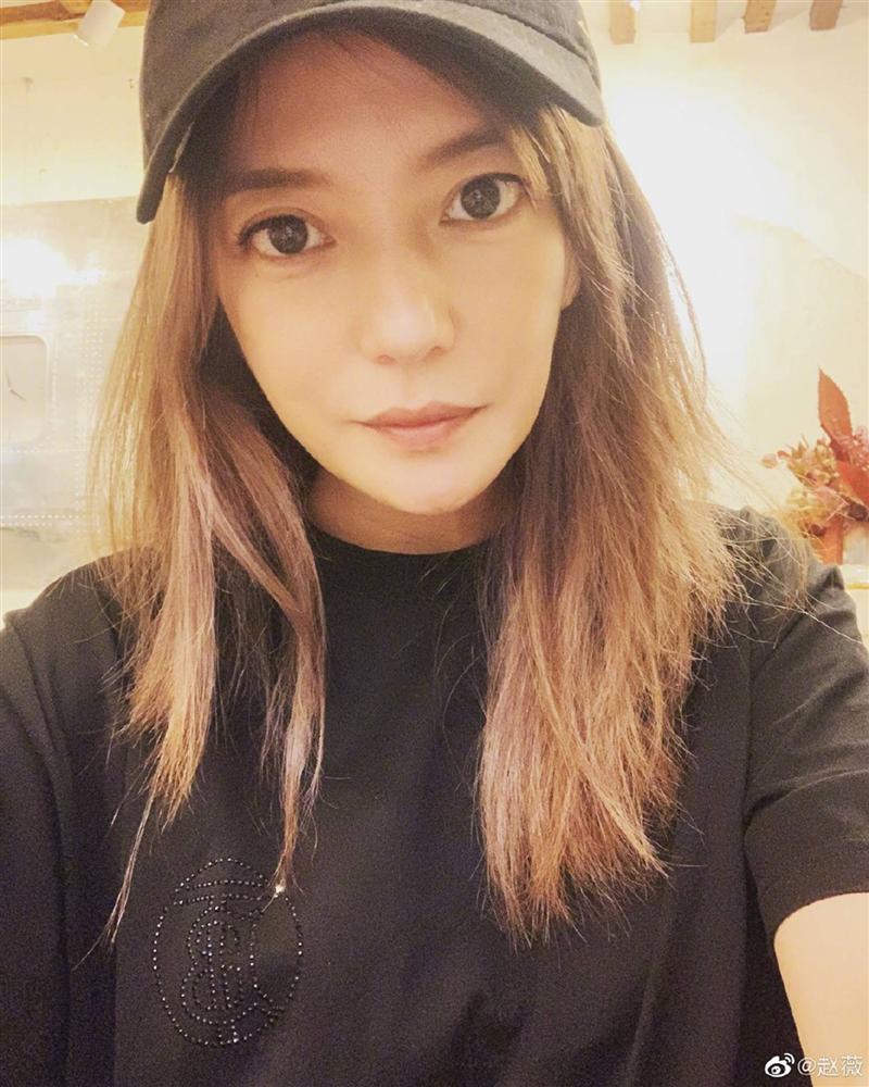 Tiểu Yến Tử và Hạ Tử Vy nhan sắc xập xệ dù tốn núi tiền làm đẹp-7