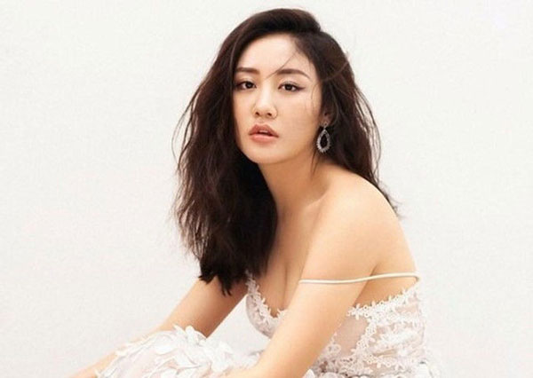 Một ngày sau vụ bị hack hình ảnh riêng tư, Văn Mai Hương có động thái đầu tiên, hy vọng nữ ca sĩ sẽ tiếp tục vững vàng-1