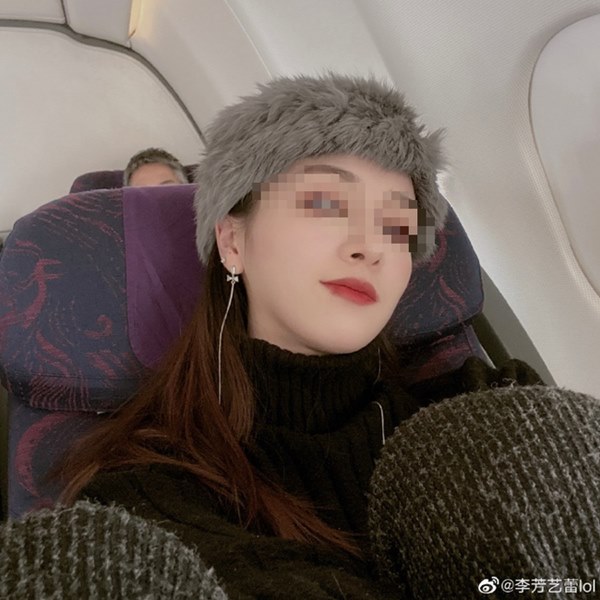 Nữ MC xinh đẹp bị đồn là cô dâu trong vụ chú rể tung clip ngoại tình với anh rể ngay tại đám cưới nhưng nhanh chóng được dân mạng giải oan-4