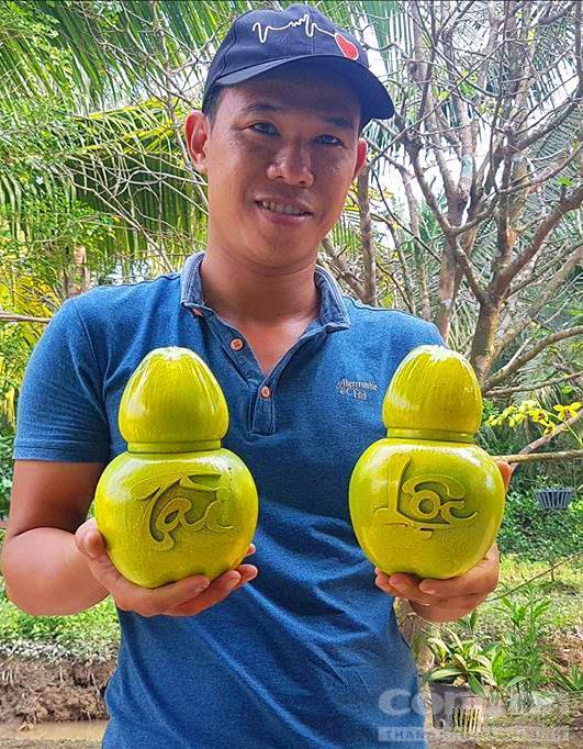 Hô biến trái dừa thành hình hồ lô, giá 1,2 triệu/cặp tranh nhau mua-1