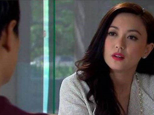 Ngày gặp lại, chồng tái mặt nhận 100 triệu từ vợ cũ kèm câu nói: Tôi từ thiện cho người ngoài còn được thì việc cứu bố của con trai tôi cũng là việc nên làm-3