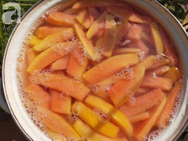 Muốn năm mới may mắn ngập tràn, Tết này bạn nhớ làm mứt đu đủ mời khách nhé!-2