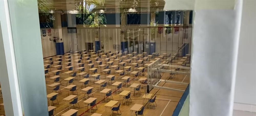 Độc chiêu ngăn chặn gian lận thi cử của thầy cô khiến học sinh méo mặt: Thế này thì quay cóp bằng niềm tin!-1