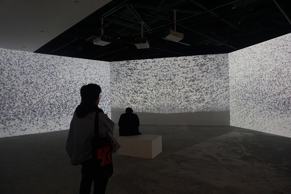 Triển lãm Tỏa 3: Lạc bước trong hành trình cảm xúc-12