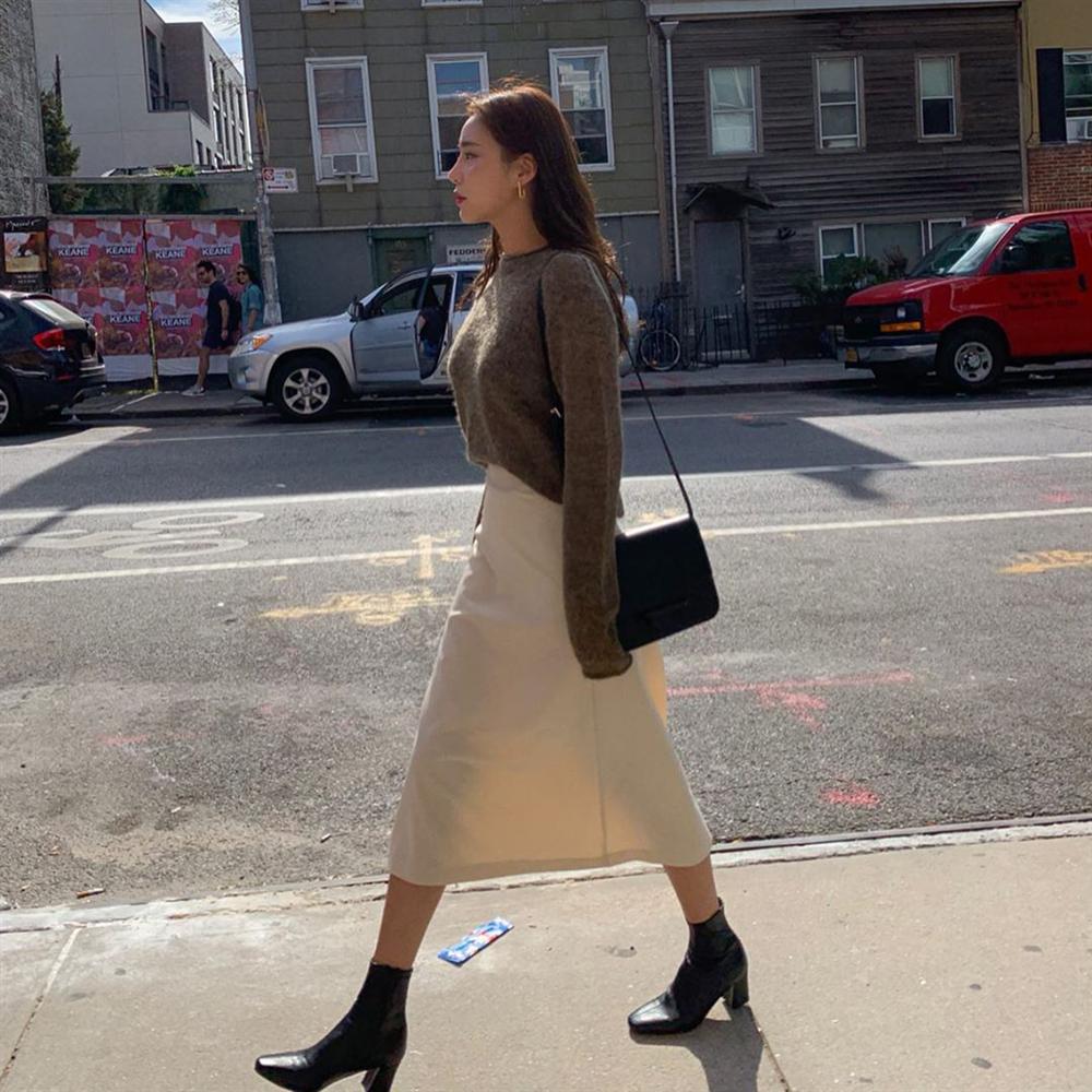 5 ý tưởng diện đồ công sở được áp dụng mệt nghỉ trong năm 2019, hay nhất là sang năm 2020 vẫn còn mốt chán-19