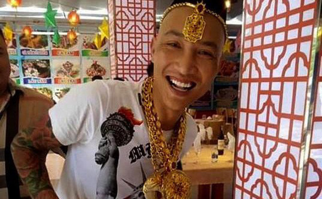 Nhìn lại năm 2019 của các giang hồ mạng: Khá Bảnh đi tù, Huấn Hoa Hồng đi cai nghiện và hàng loạt thánh” nói đạo lý sa lưới công an-8