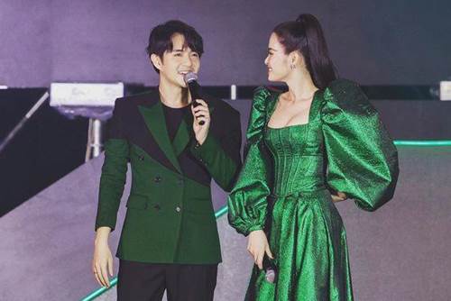 Về chung nhà, Đông Nhi - Ông Cao Thắng ngày càng khăng khít nhờ liên tục diện đồ ăn ý-1