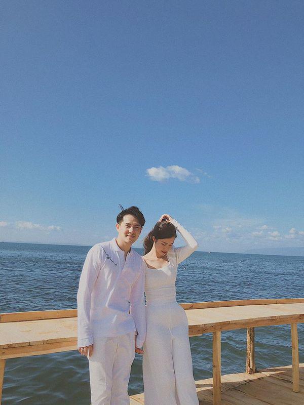 Về chung nhà, Đông Nhi - Ông Cao Thắng ngày càng khăng khít nhờ liên tục diện đồ ăn ý-9