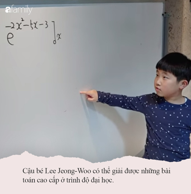 Mới 6 tuổi, cậu bé này đã sở hữu kênh Youtube riêng với lượt view khủng, nội dung mỗi clip khiến cả thế giới kinh ngạc-1