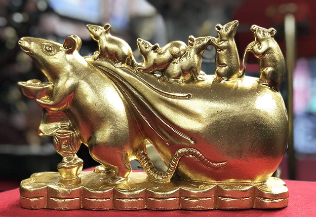 Chơi Tết sang, đại gia xuống tay 3 triệu rinh chuột vàng-1