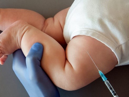 Bác sĩ Nhi giải thích vì sao đã chích ngừa cúm vẫn có khả năng mắc cúm nhưng vẫn nên tiêm chủng hàng năm