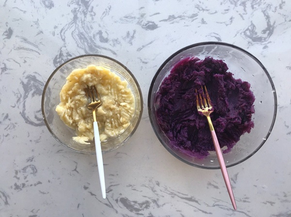 Muốn giữ dáng rất dễ, có cách làm bánh khoai chuối ăn thay cơm đảm bảo eo thon đón Tết!-1