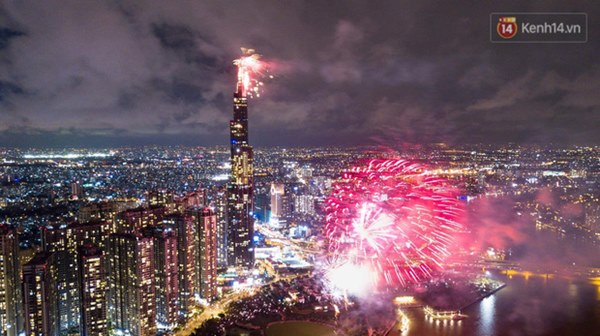 Ghim ngay 6 địa điểm ngắm pháo hoa đẹp nhất Sài Gòn dịp Tết Dương lịch 2020, lập hội đi countdown đón năm mới liền thôi!-2