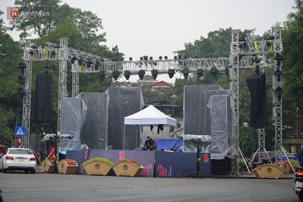 Hà Nội và Sài Gòn sẵn sàng đón chào thập kỷ mới năm 2020 với những sân khấu Countdown cực hoành tráng-4