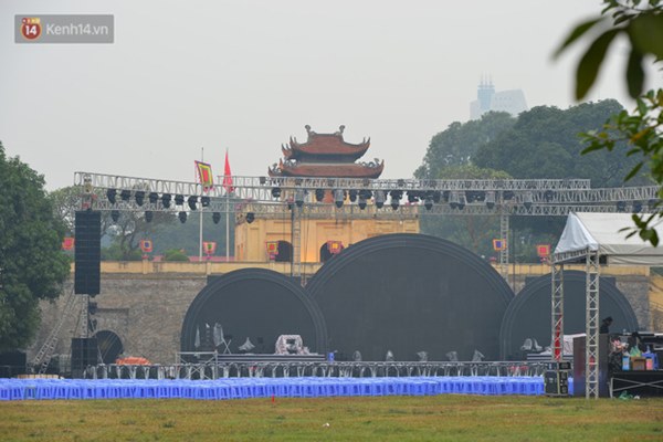 Hà Nội và Sài Gòn sẵn sàng đón chào thập kỷ mới năm 2020 với những sân khấu Countdown cực hoành tráng-6