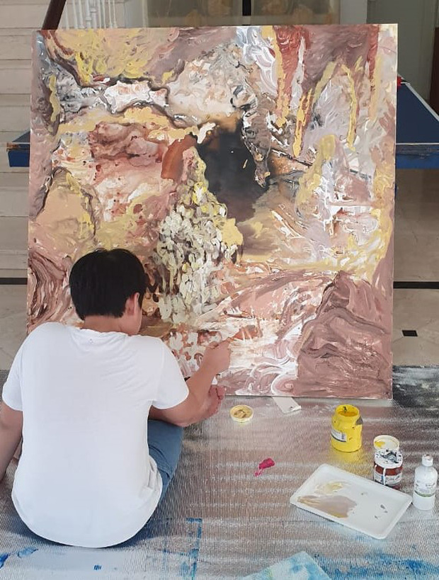 Thăng trầm của người Việt khắp thế giới 2019: Người làm dâu hoàng gia, đứa trẻ 12 tuổi trở thành thần đồng hội họa, cô dâu Việt bất hạnh nơi xứ người-5