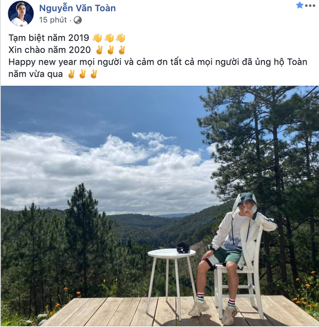 Tiến Dũng quây quần vui vẻ bên gia đình đón năm mới, Đình Trọng gây xúc động vì tâm sự sau 1 năm chỉ thấy dấu ấn chấn thương-4