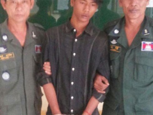 Tham dự hôn lễ của người thương, gã đàn ông thay chú rể