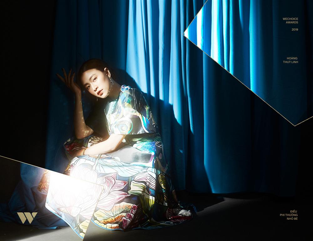 Hoàng Thuỳ Linh: Ở tuổi 30 chỉ muốn sống lại đúng tuổi 20, vì những năm tháng ấy tôi chưa từng được sống-16