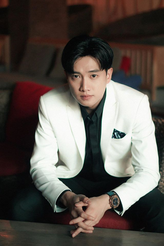 Ngày đầu tiên của năm 2020 nhìn lại 1 năm đổi đời” của sao Việt: Người tên tuổi vụt sáng không kịp cản, người viên mãn hôn nhân đến ghen tị-2