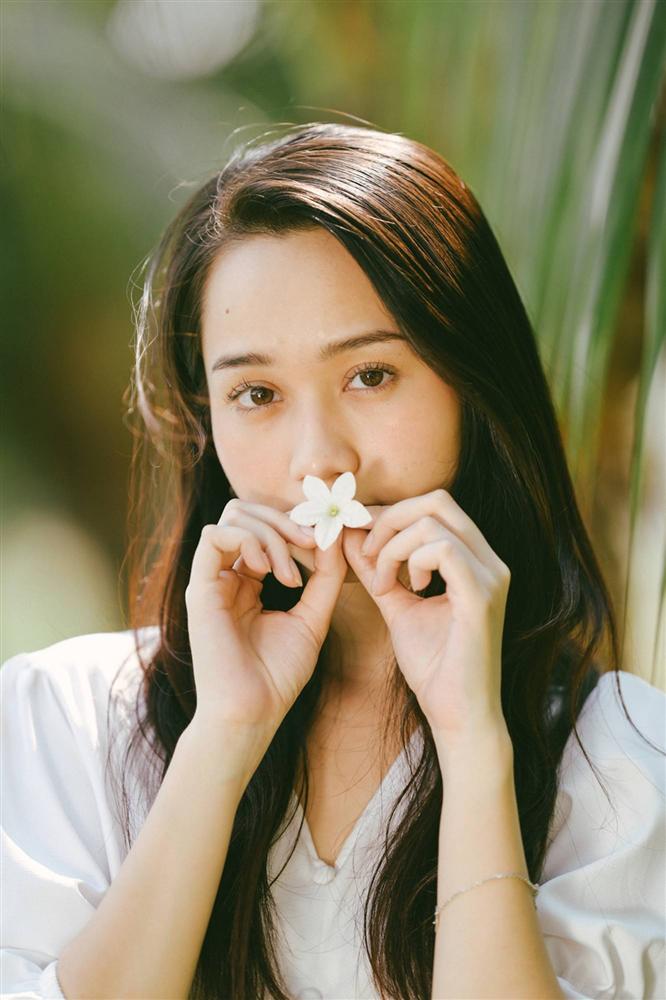 Nhan sắc đời thường của Trúc Anh Mắt biếc-14