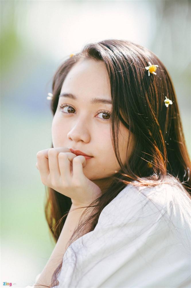 Nhan sắc đời thường của Trúc Anh Mắt biếc-16