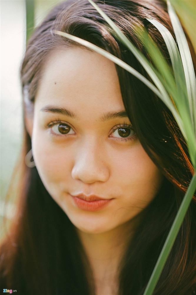 Nhan sắc đời thường của Trúc Anh Mắt biếc-23