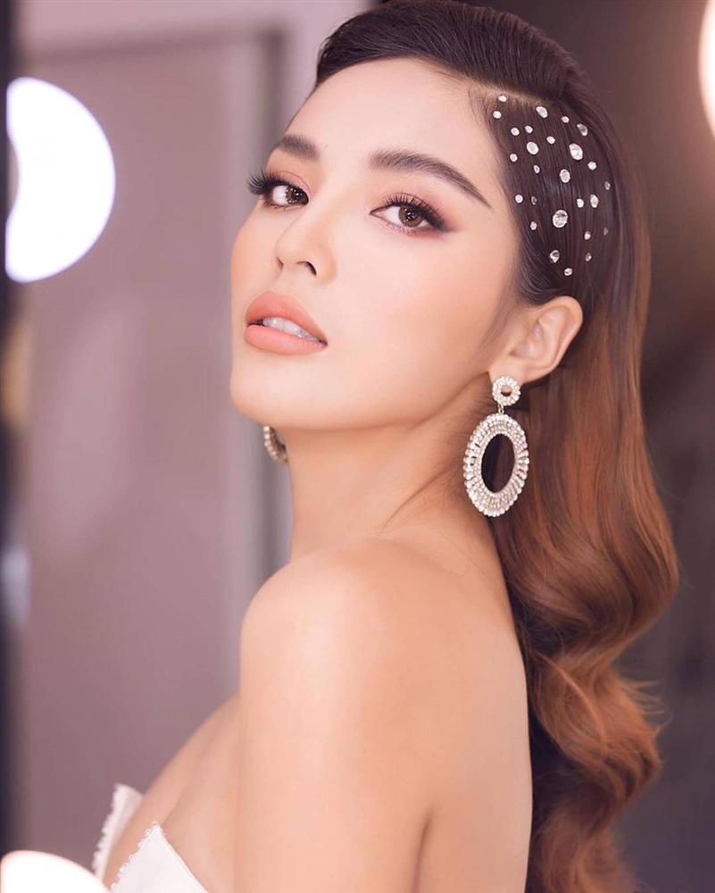 Những hoa hậu Việt nổi bật 10 năm qua-13