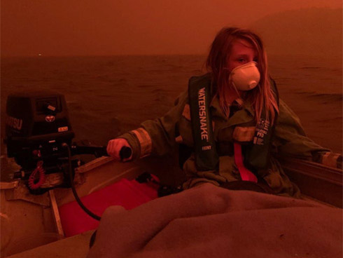 Cuộc sống hiện tại của cậu bé ảnh chế đình đám một thời: Gia đình gặp biến cố, nhờ một bức ảnh mà cứu sống được bố-6