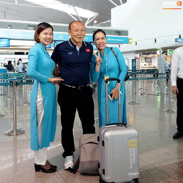 Khẩu hiệu mới cực chất của U23 Việt Nam: Anh em bốn bể là nhà. Người dưng khác họ vẫn là anh em-6