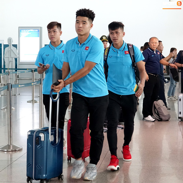 Khẩu hiệu mới cực chất của U23 Việt Nam: Anh em bốn bể là nhà. Người dưng khác họ vẫn là anh em-8