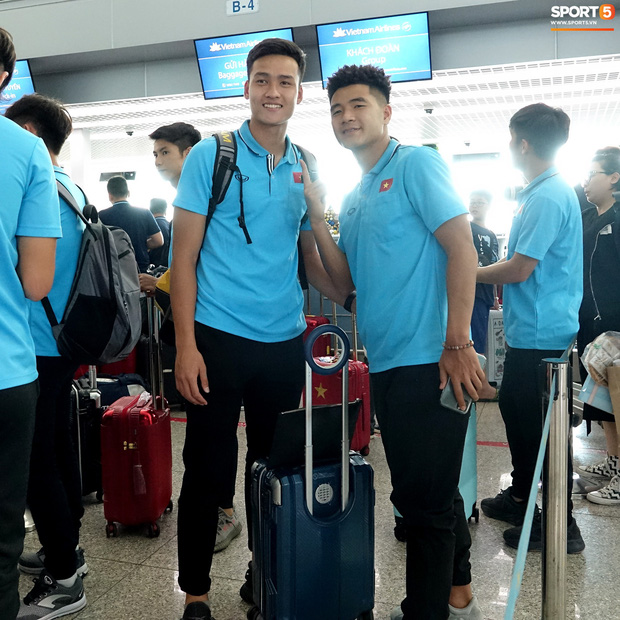 Khẩu hiệu mới cực chất của U23 Việt Nam: Anh em bốn bể là nhà. Người dưng khác họ vẫn là anh em-10