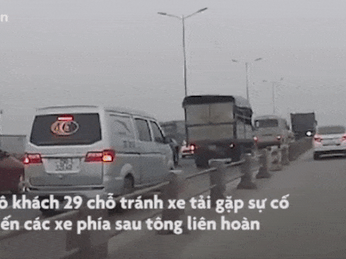 4 ôtô đâm liên hoàn trên cầu Thanh Trì ngày đầu năm mới